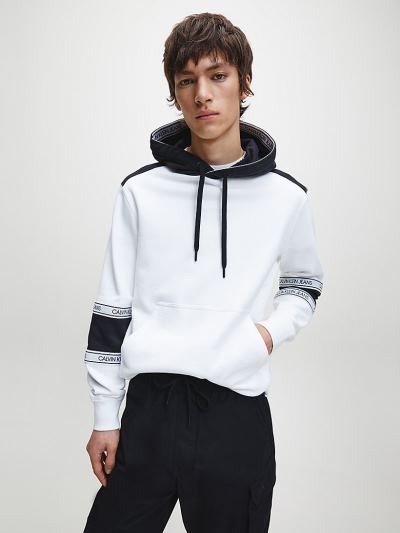 Calvin Klein Ruhák HU934141 | Calvin Klein Two-Tone Logo Tape Férfi Kapucnis Pulóver Világos Fehér